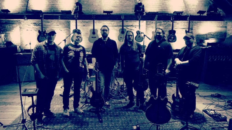 Notícia » Banda canadense CHESTER DOOM lança novo single "Anxiety"