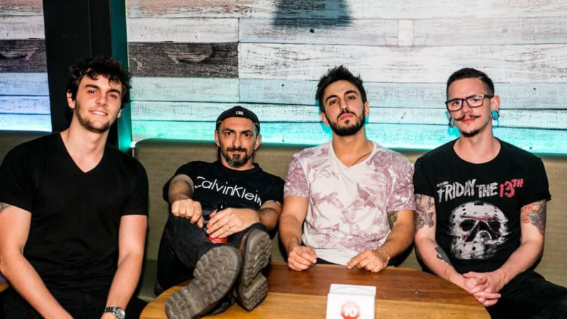 Notícia » Papa Roots revive o rock nacional dos anos 90 e 2000 com o lançamento do EP "Essências"