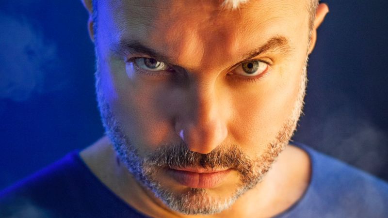 Notícia » Emersson Ramone Lança O Seu Disco De Baladas