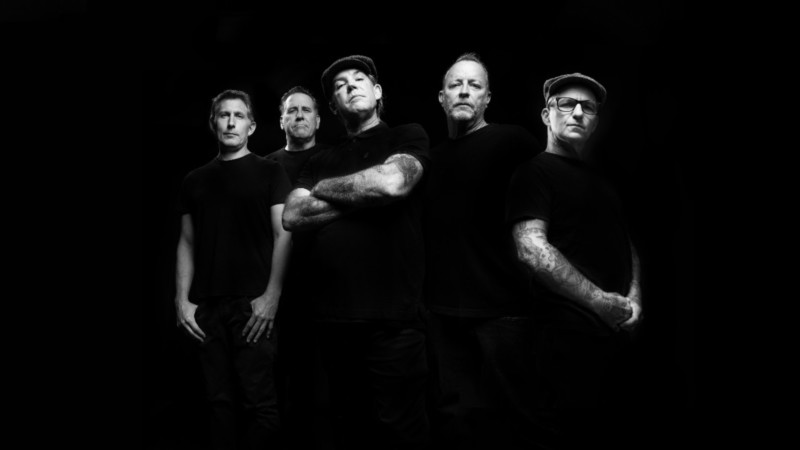 Notícia » Infamous Stiffs traz o melhor do punk rock californiano em novo EP "Lockdown Live"
